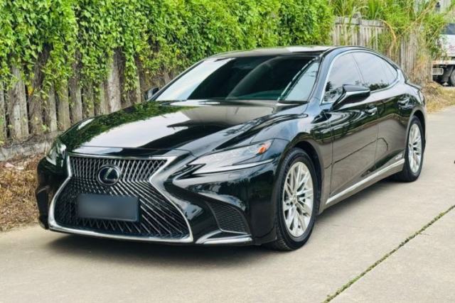 Used Lexus LS 2020 500h Luxury Edition China VI Standard