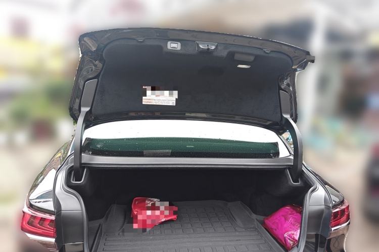 Used Lexus LS 2020 500h Luxury Edition China VI Standard Trunk