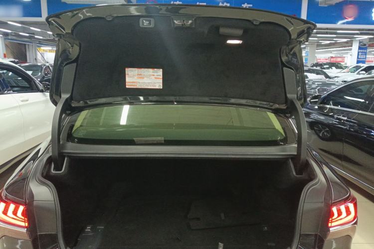 Used Lexus LS 2020 500h Excellence Edition China VI standard Trunk
