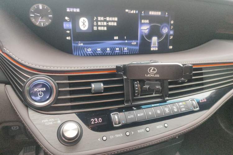 Used Lexus LS 2020 500h Luxury Edition China VI Standard Audio And AC Panel