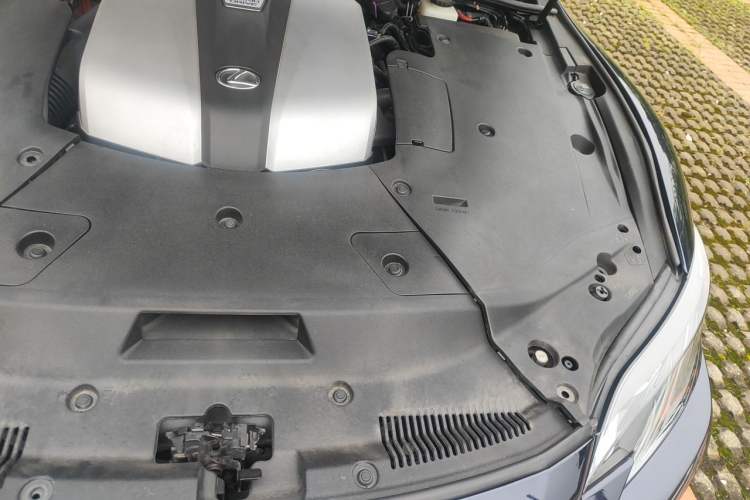 Used Lexus LS 2020 500h Luxury Edition China VI Standard Engine Bay Left