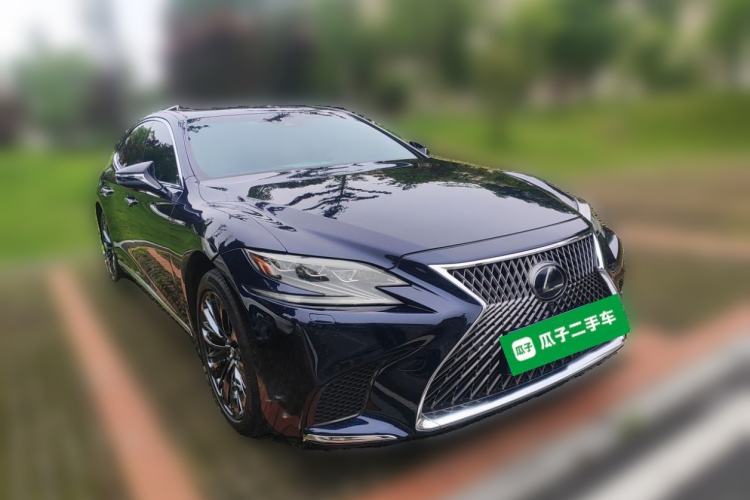 Used Lexus LS 2020 500h Luxury Edition China VI Standard Front Right 45 Deg
