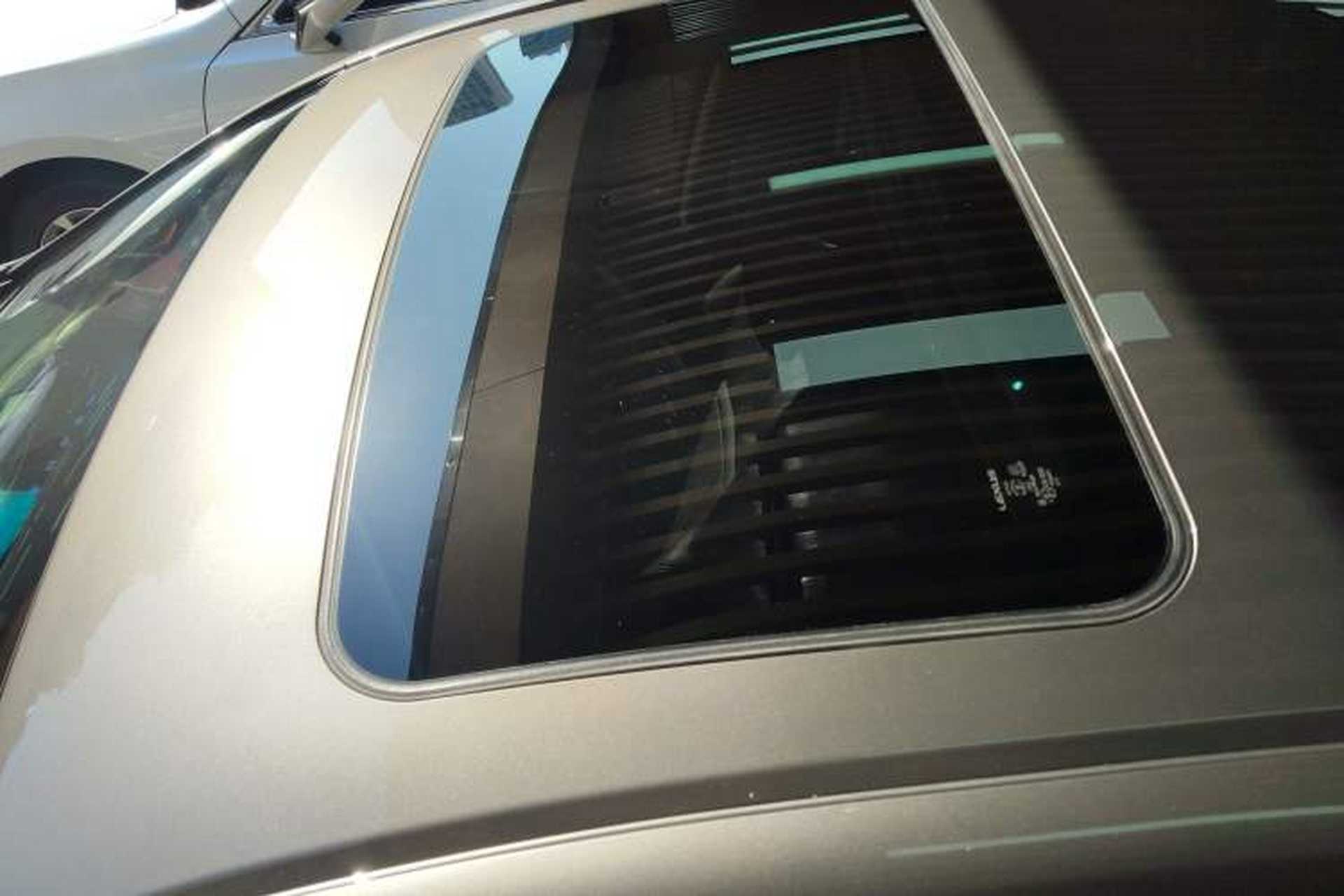 Used Lexus LS 2020 500h Luxury Edition China VI Standard Roof