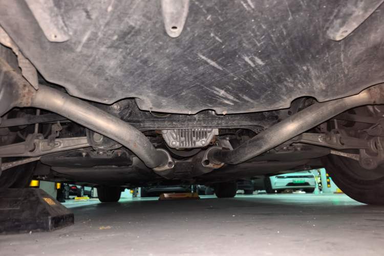 Used Lexus LS 2020 500h Excellence Edition China VI standard Chassis Rear
