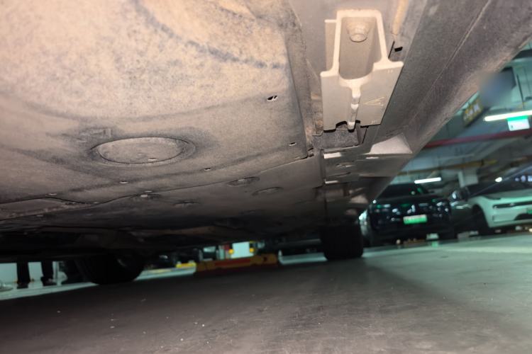Used Lexus LS 2020 500h Excellence Edition China VI standard Chassis Rear Right