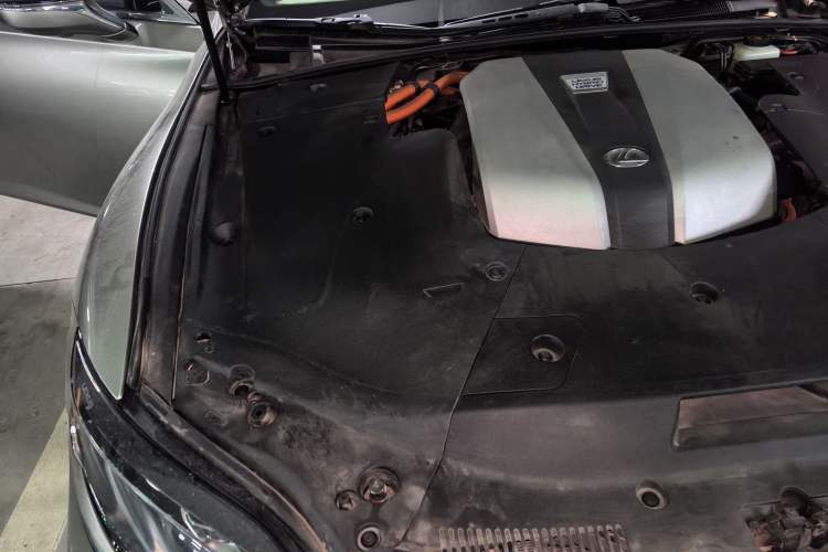 Used Lexus LS 2020 500h Excellence Edition China VI standard Engine Bay Right