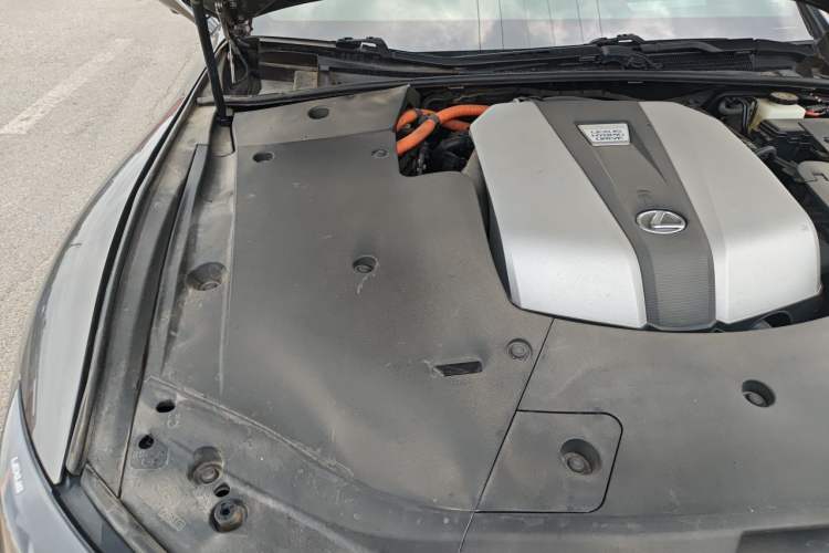 Used Lexus LS 2020 500h Luxury Edition China VI Standard Engine Bay Right