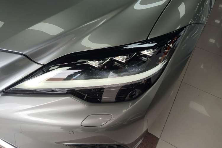Used Lexus LS 2020 500h Excellence Edition China VI standard Left Front Headlight