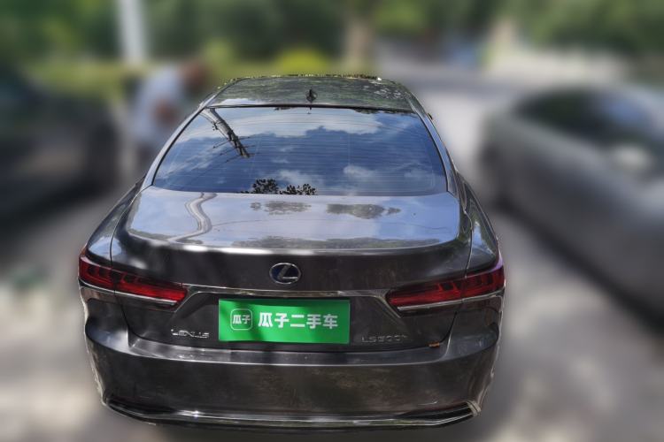 Used Lexus LS 2020 500h Executive Version China VI Standard Rear