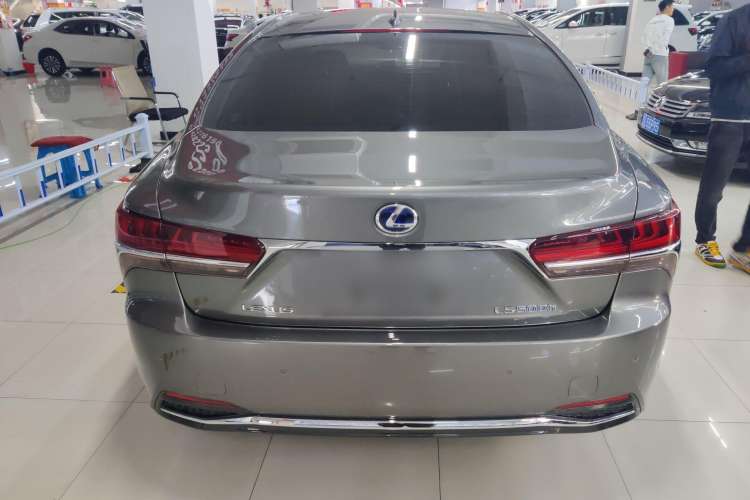 Used Lexus LS 2020 500h Excellence Edition China VI standard Rear