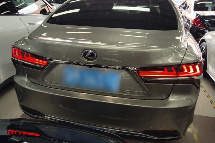 Used Lexus LS 2020 500h Excellence Edition China VI standard Rear