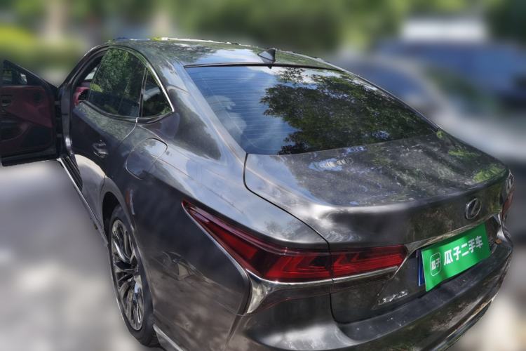 Used Lexus LS 2020 500h Executive Version China VI Standard Rear Left 45 Deg