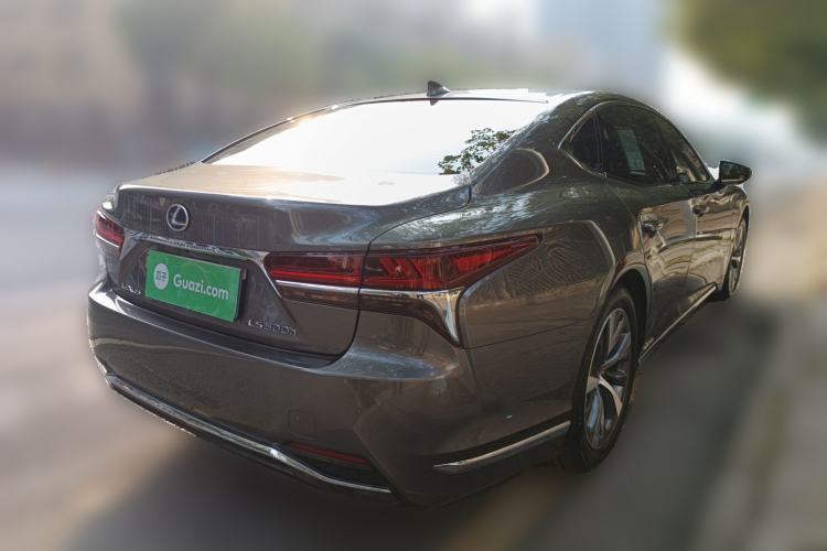 Used Lexus LS 2020 500h Excellence Edition China VI standard Rear Right 45 Deg