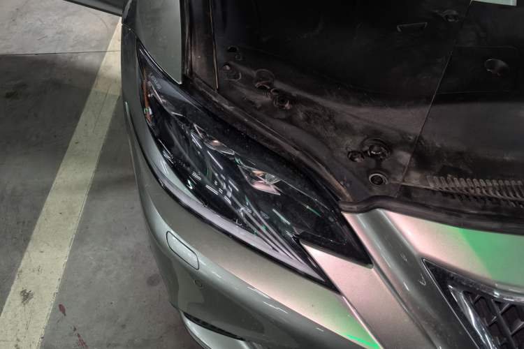 Used Lexus LS 2020 500h Excellence Edition China VI standard Right Front Headlight