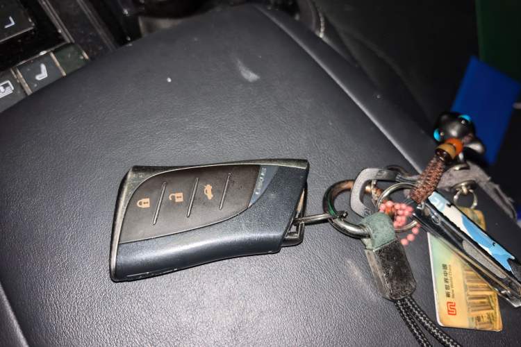 Used Lexus LS 2020 500h Excellence Edition China VI standard Vehicle Key