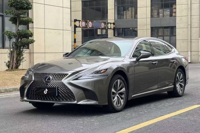 Used Lexus LS 2020 500h Excellence Edition China VI standard