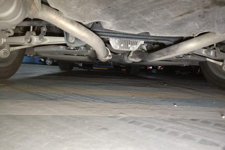 Used Lexus LS 2020 500h Excellence Edition China VI standard Chassis Rear
