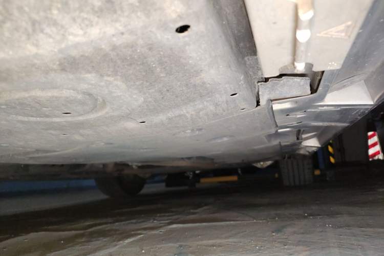 Used Lexus LS 2020 500h Excellence Edition China VI standard Chassis Rear Right