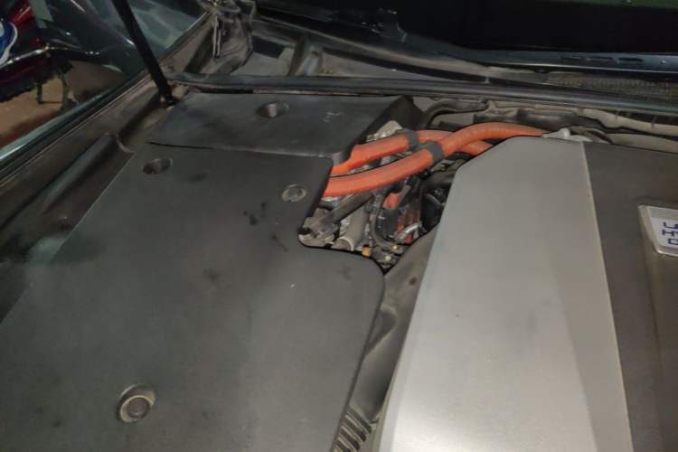 Used Lexus LS 2020 500h Excellence Edition China VI standard Engine Bay Right