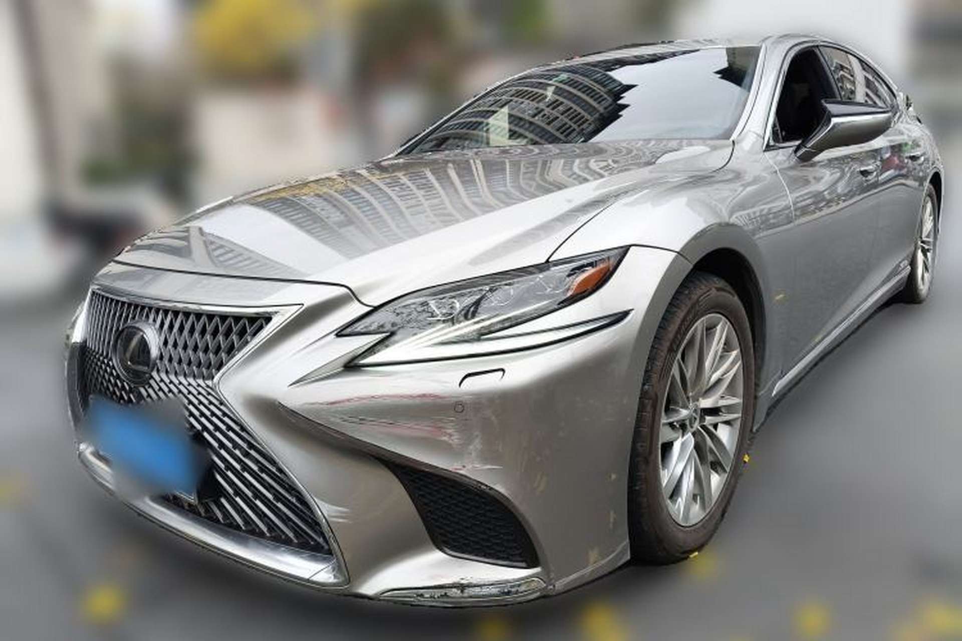 Used Lexus LS 2020 500h Luxury Edition China VI Standard Front Left 45 Deg