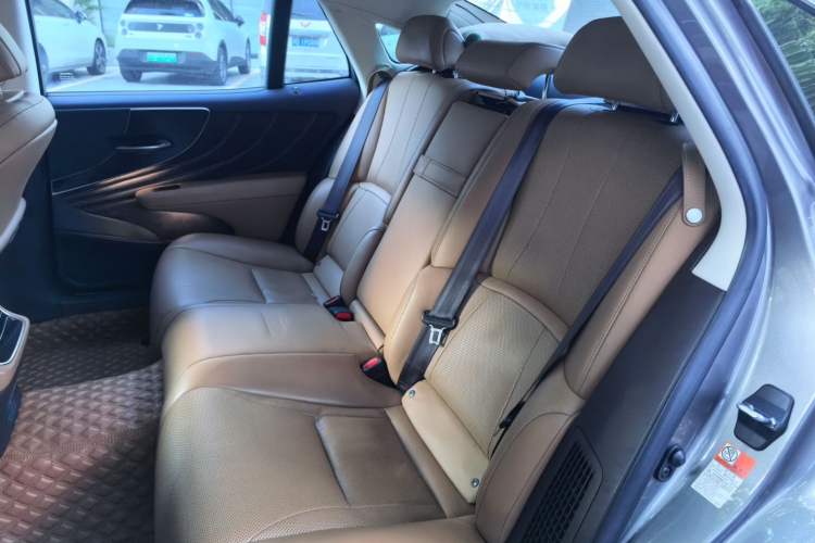 Used Lexus LS 2020 500h Excellence Edition China V Standard Left Rear Seat