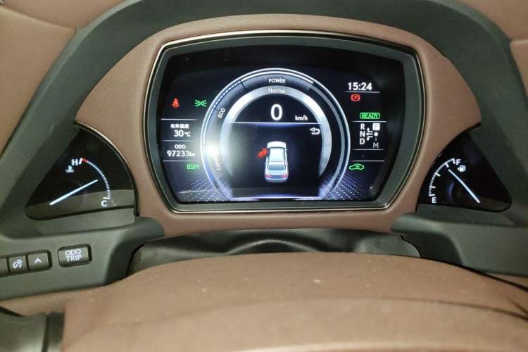 Used Lexus LS 2020 500h Excellence Edition China VI standard Odometer Close Up