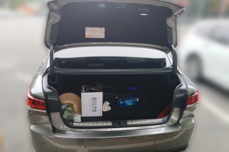 Used Lexus LS 2020 500h F SPORT China VI Trunk