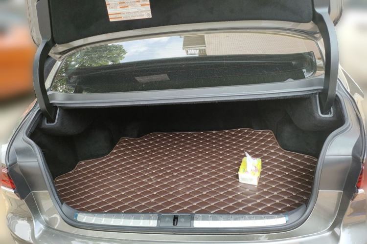 Used Lexus LS 2020 500h Excellence Edition China VI standard Trunk