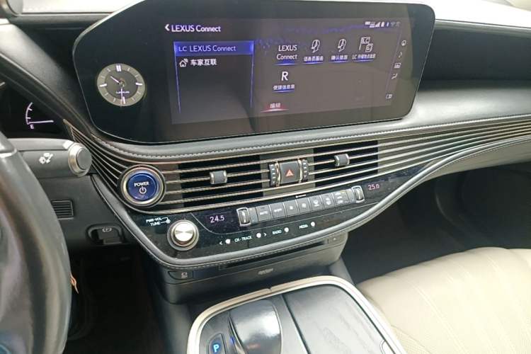 Used Lexus LS 2021 500h Executive Edition Audio And AC Panel