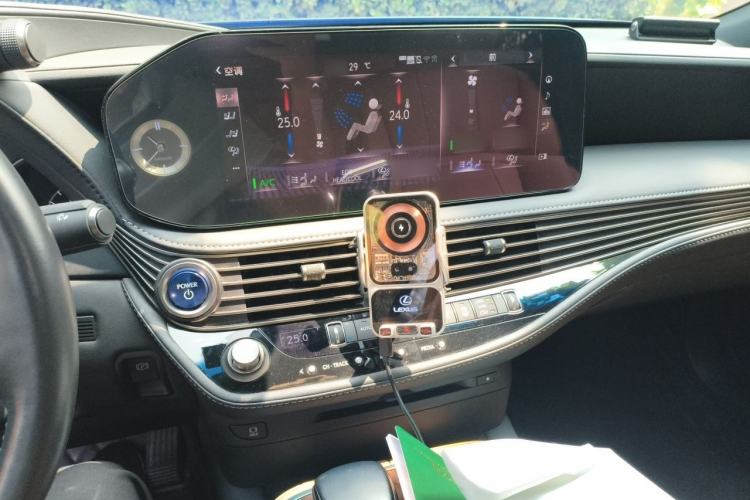 Used Lexus LS 2021 500h Excellence Edition Audio And AC Panel