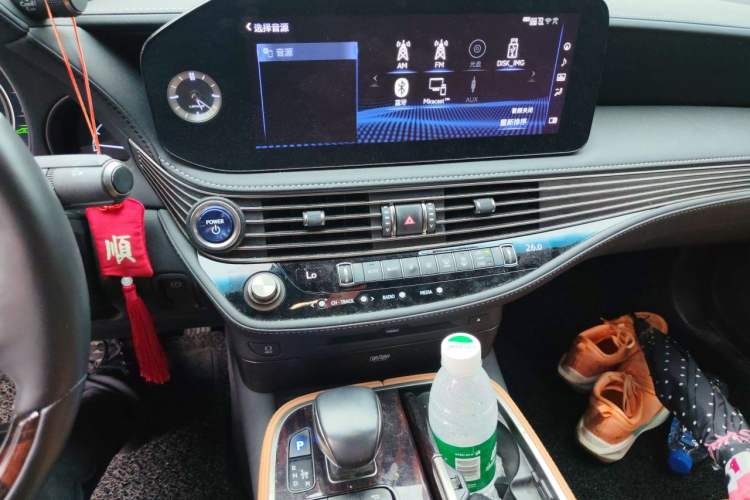 Used Lexus LS 2021 500h Luxury Edition Audio And AC Panel
