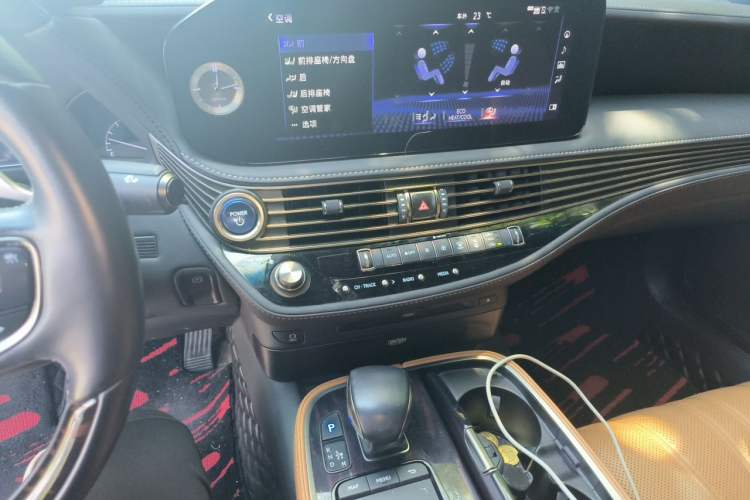 Used Lexus LS 2021 500h Luxury Edition Audio And AC Panel