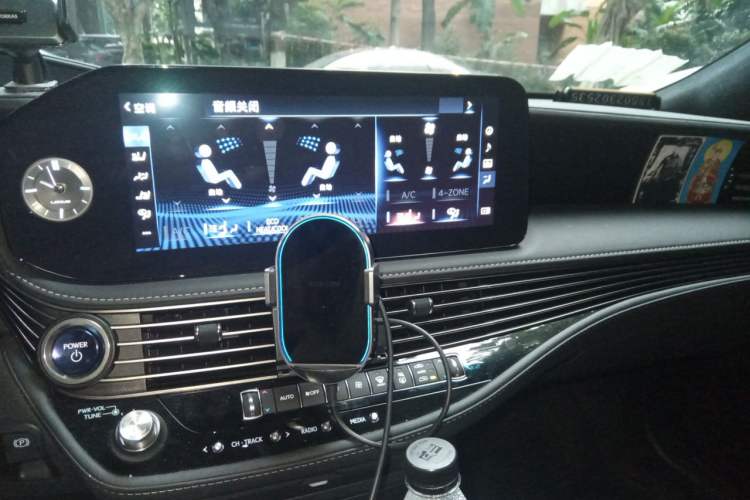 Used Lexus LS 2021 500h Luxury Edition Audio And AC Panel
