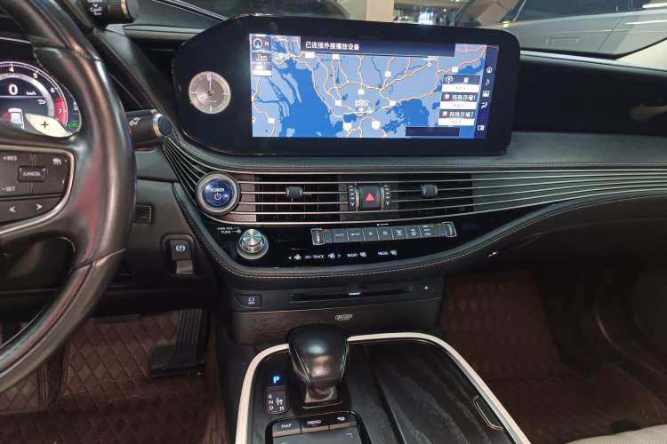 Used Lexus LS 2021 500h Executive Edition Audio And AC Panel
