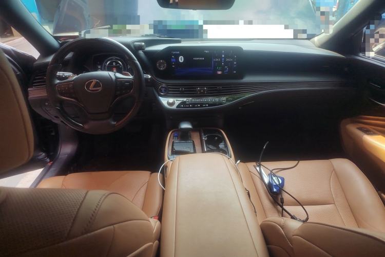 Used Lexus LS 2021 500h Zhenyue Edition Center Console