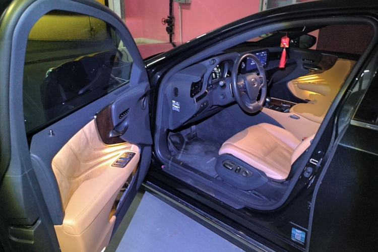 Used Lexus LS 2021 500h Excellence Edition Driver Seat
