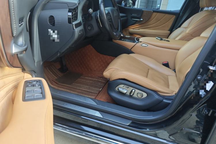 Used Lexus LS 2021 500h Excellence Edition Driver Seat