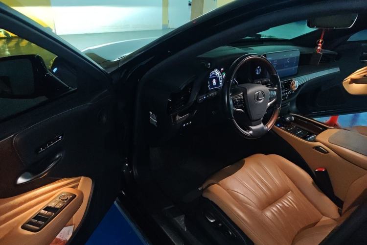 Used Lexus LS 2021 500h Zhenyue Edition Driver Seat