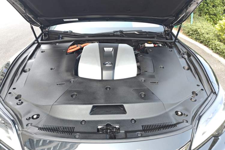Used Lexus LS 2021 500h Excellence Edition Engine Bay