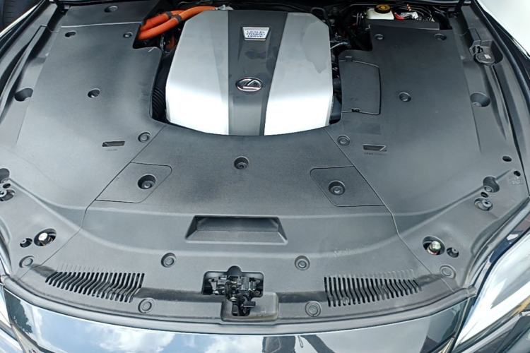 Used Lexus LS 2021 500h Executive Edition Engine Bay