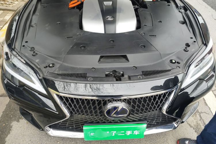Used Lexus LS 2021 500h Luxury Edition Engine Bay