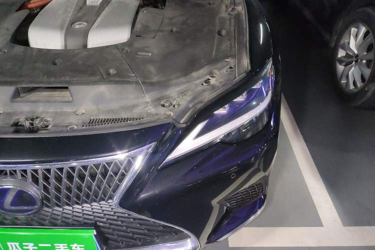 Used Lexus LS 2021 500h Luxury Edition Engine Bay Left