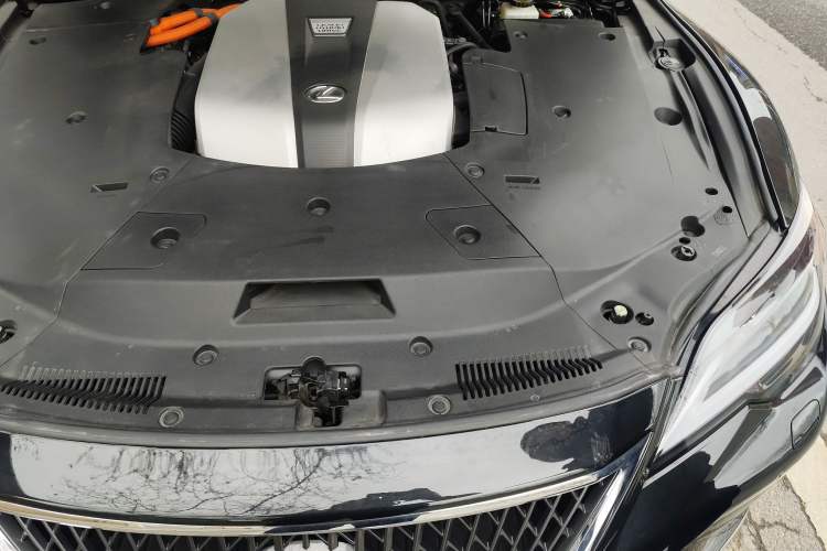 Used Lexus LS 2021 500h Luxury Edition Engine Bay Left