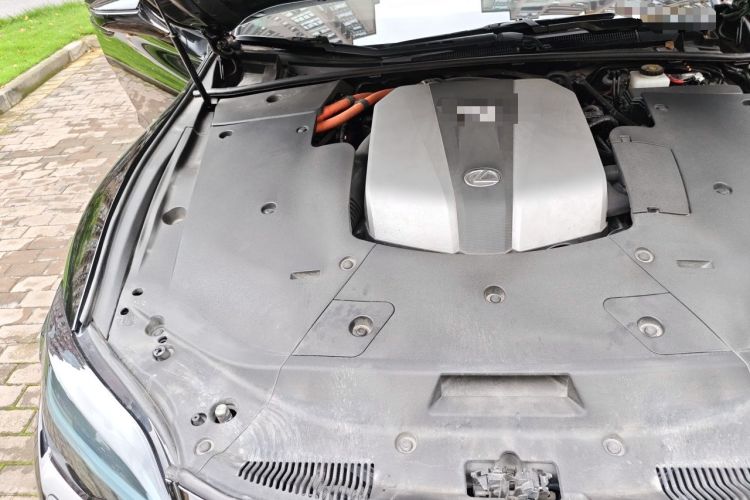 Used Lexus LS 2021 500h Executive Edition Engine Bay Right