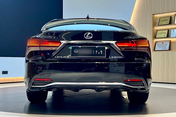 Used Lexus LS 2021 500h Excellence Edition Exterior 1