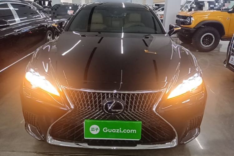 Used Lexus LS 2021 500h Excellence Edition Front
