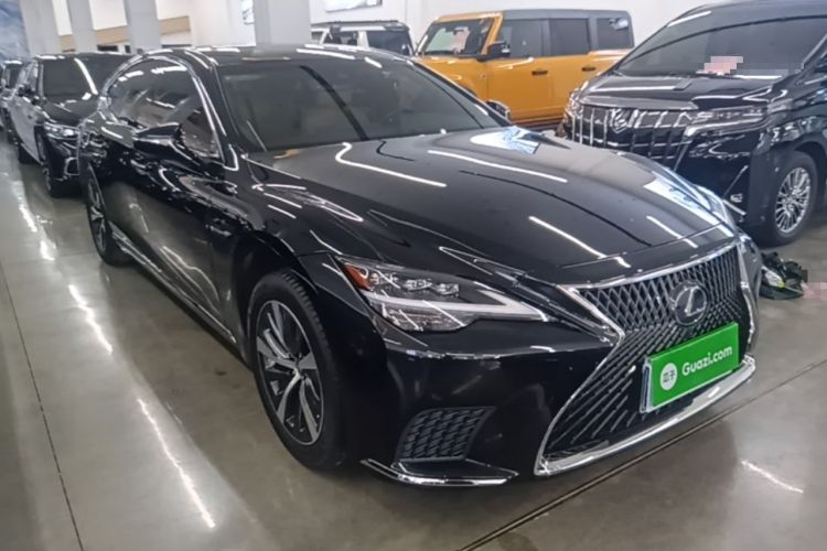 Used Lexus LS 2021 500h Excellence Edition Front Right 45 Deg