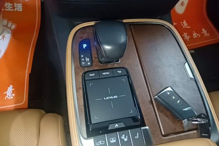Used Lexus LS 2021 500h Excellence Edition Gear Lever