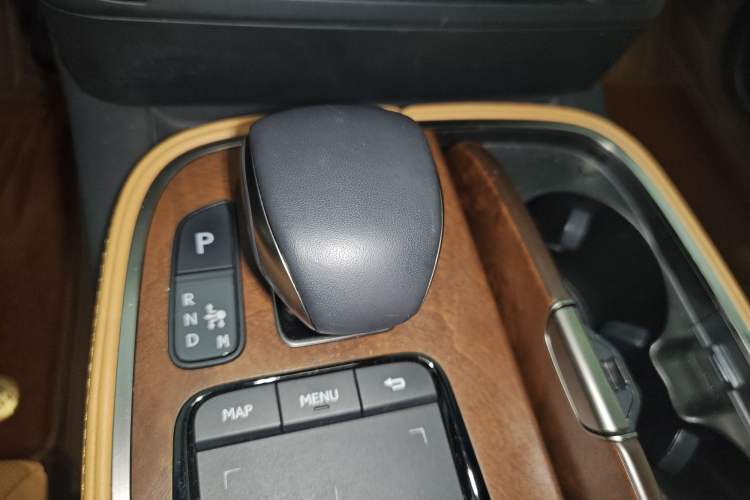 Used Lexus LS 2021 500h Excellence Edition Gear Lever