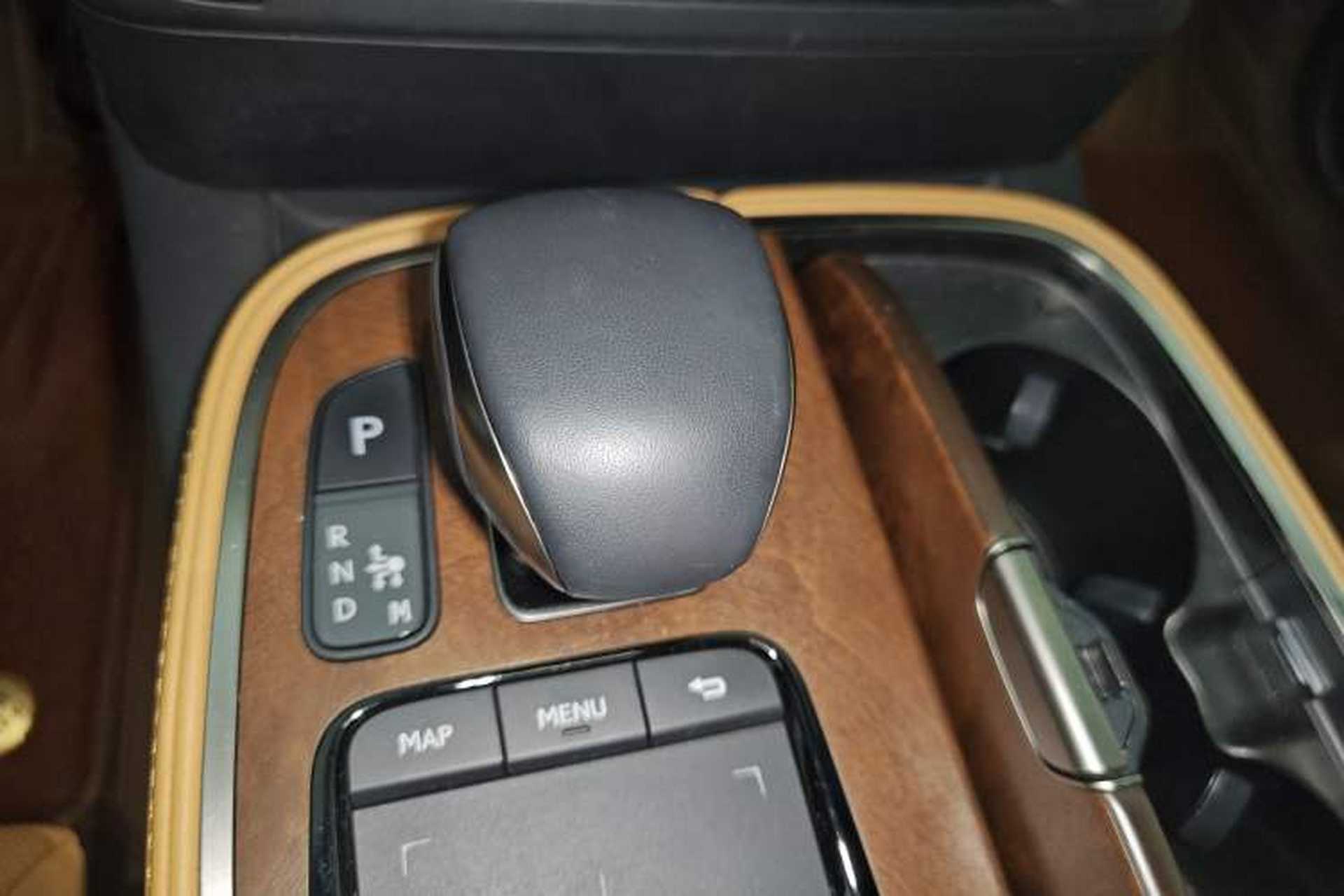 Used Lexus LS 2021 500h Excellence Edition Gear Lever